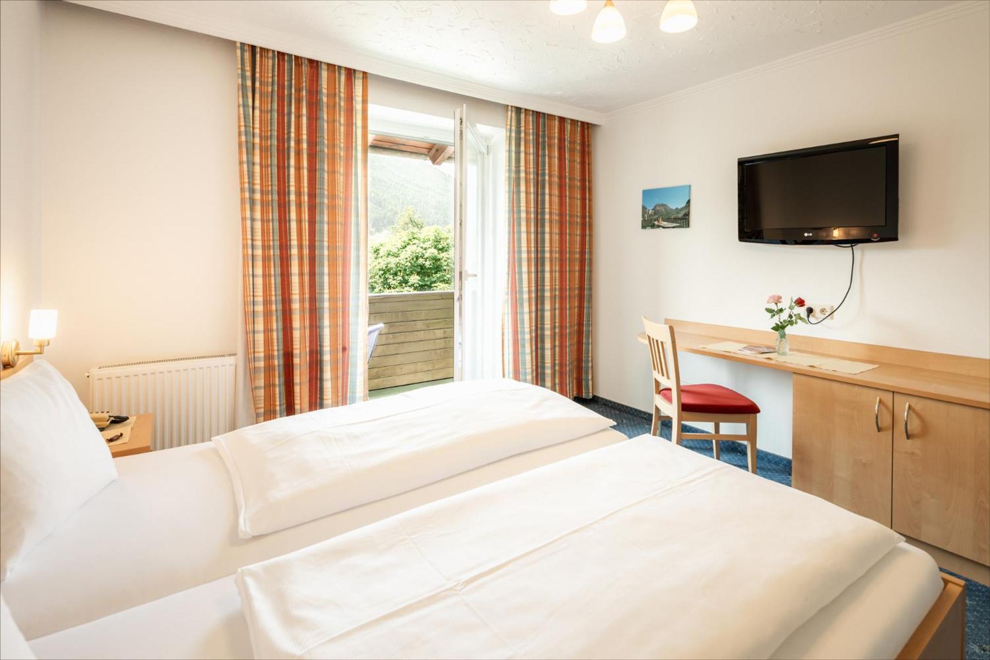 Landhotel Stofflerwirt Sankt Michael im Lungau Exterior foto